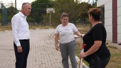 Balıkesir Gençlik ve Spor İl Müdürü Adem Özalp, incelemelerde bulunduğu