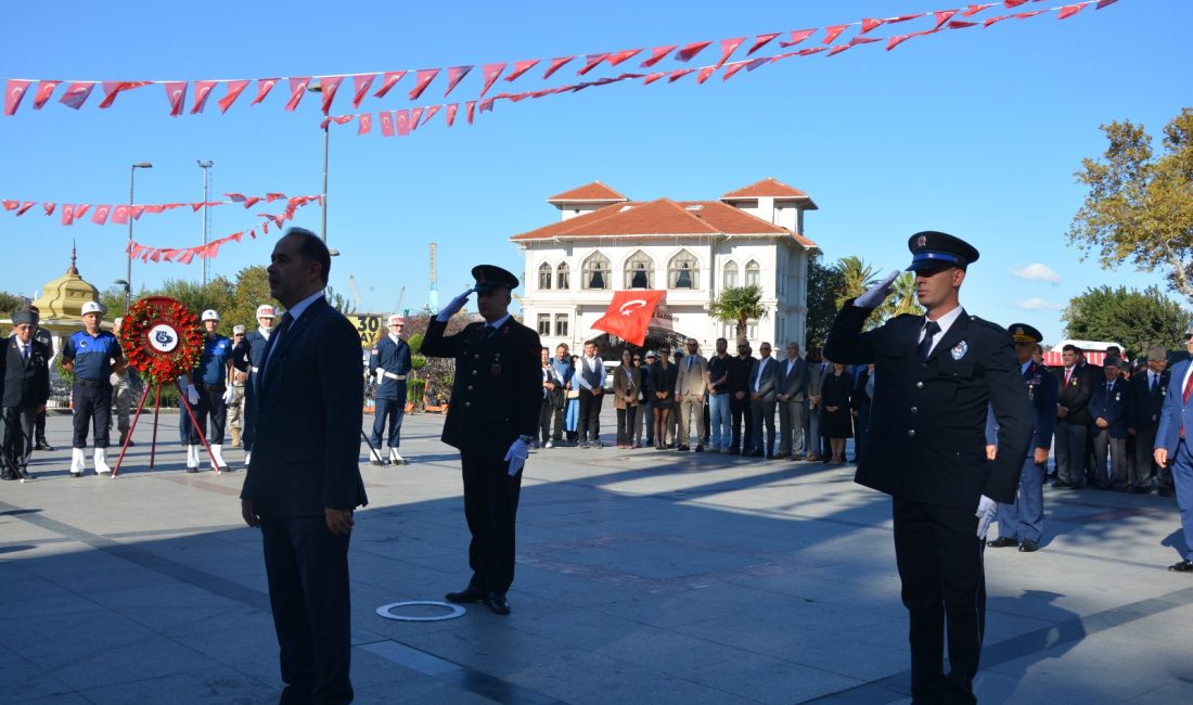 andırma’da 19 Eylül Gaziler Günü kapsamında düzenlenen törende, şehitler ve