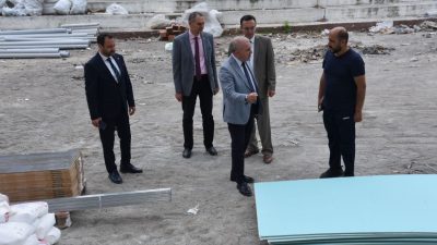 Balıkesir İl Millî Eğitim Müdürü Murat Demir ve beraberindeki heyet,
