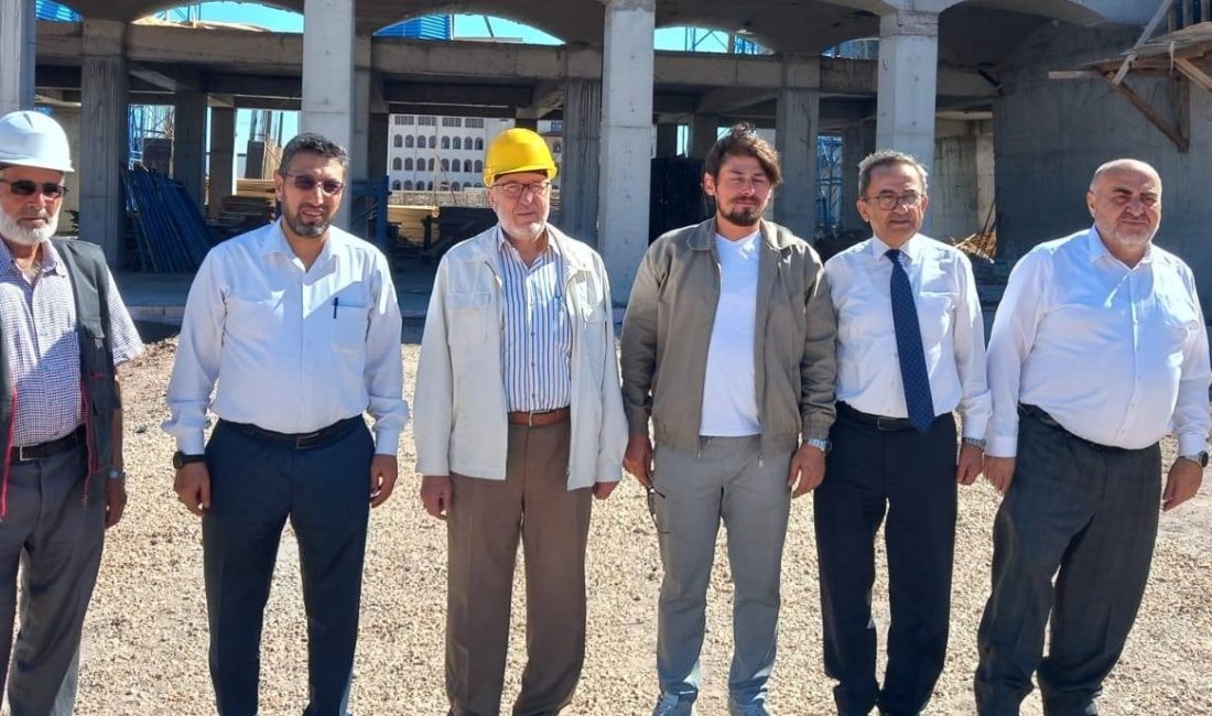 17 Eylül Üniversitesi Cami ve Kartalçeşme Cami inşaatlarını ziyaret eden