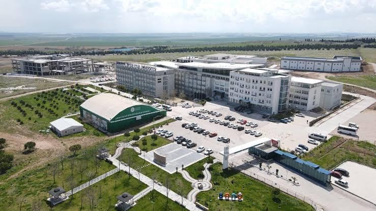 Güney Marmara Küresel Ufuk Programı başladı Üniversiteler ve Kalkınma Ajansı iş birliğiyle yürütülen program, öğrencilere uluslararası