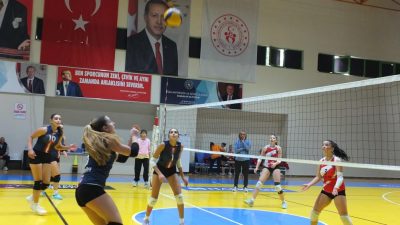  Burhaniye İlçe Gençlik ve Spor Müdürlüğü’nün öncülüğünde Cumhuriyet Kupası karşılaşmaları