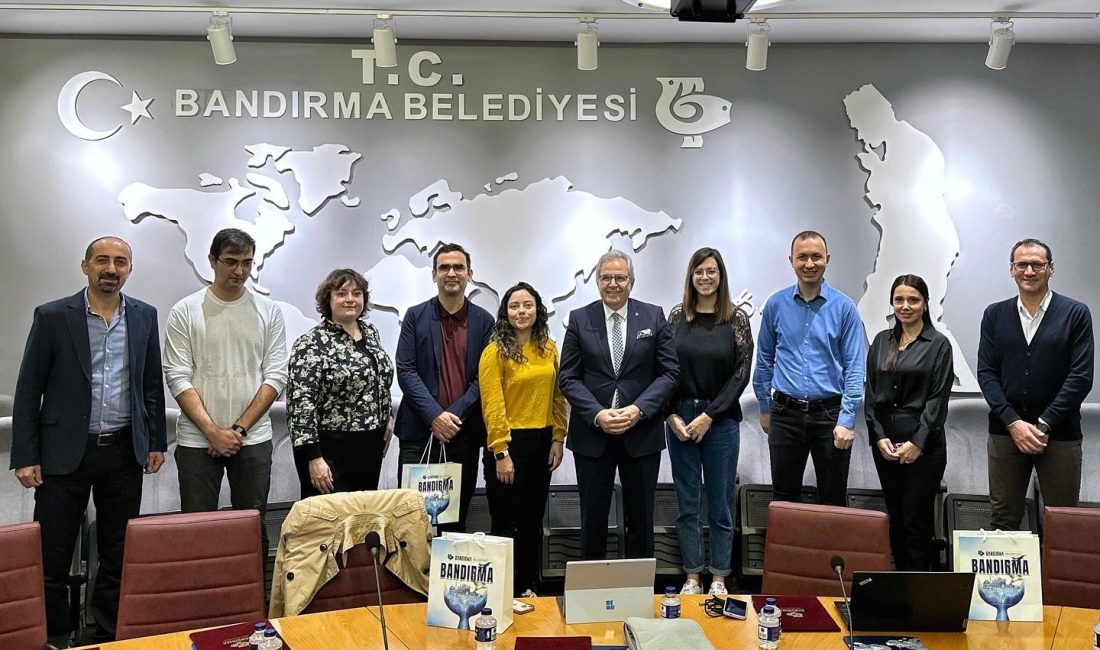 Bandırma Avrupa’nın yeşil dönüşüm ağına katıldı Bandırma Belediyesi, Avrupa Birliği NetZeroCities programı kapsamında Fransa’nın Dunkerque Belediyesi
