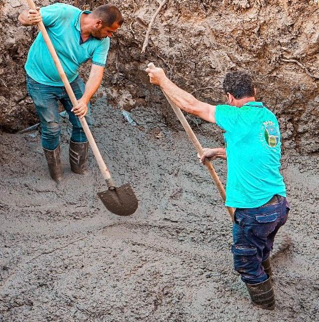 Susurluk Gökçedere Mahallesi’ne yeni su akışı sağlandı Balıkesir Su ve Kanalizasyon İdaresi (BASKİ), Gökçedere Mahallesi’ndeki kaptaj çalışmalarını