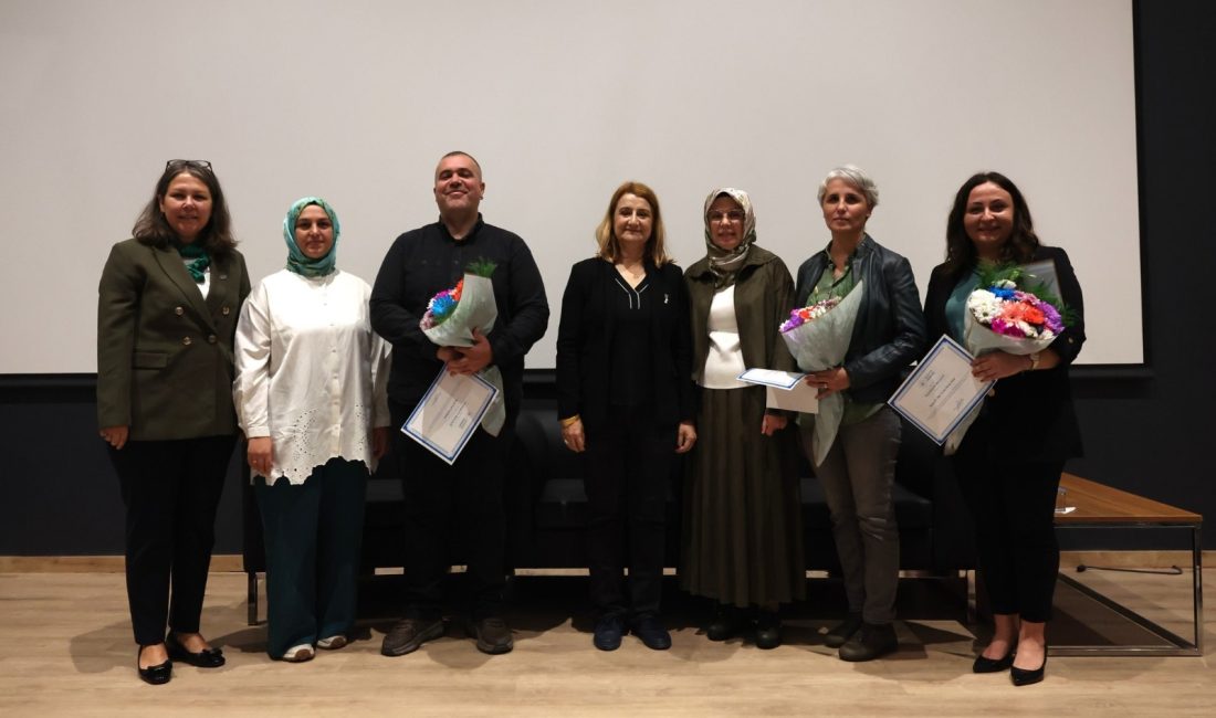 Bilim ve farkındalık BANÜ’de Serebral Palsi için buluştu Bandırma Onyedi Eylül Üniversitesi’nde düzenlenen farkındalık seminerinde, serebral palsi konusunda