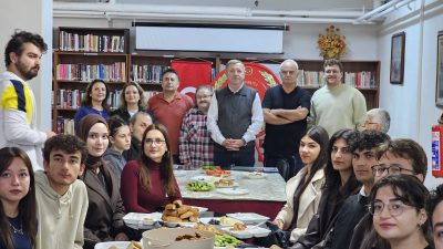 Atatürkçü Düşünce Derneği (ADD) Bandırma Şubesi, yeni eğitim-öğretim yılı dolayısıyla