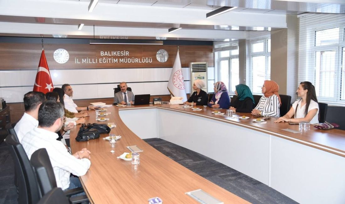 Balıkesir’de yapay zekâ destekli öğretmen eğitimi başlıyor Milli Eğitim Bakanlığı tarafından yayımlanan Eğitimde Yapay Zekâ Politika Belgesi