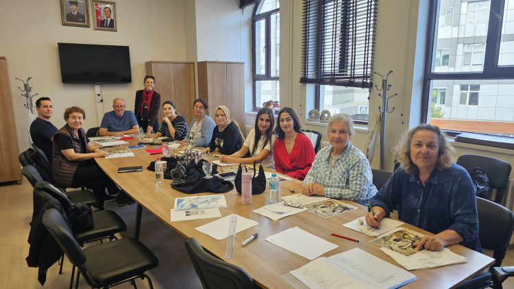 Bandırma’da BALMEK kursları sanatla buluşturuyor Balıkesir Büyükşehir Belediyesi’nin ücretsiz sanat ve meslek edindirme kursları, her
