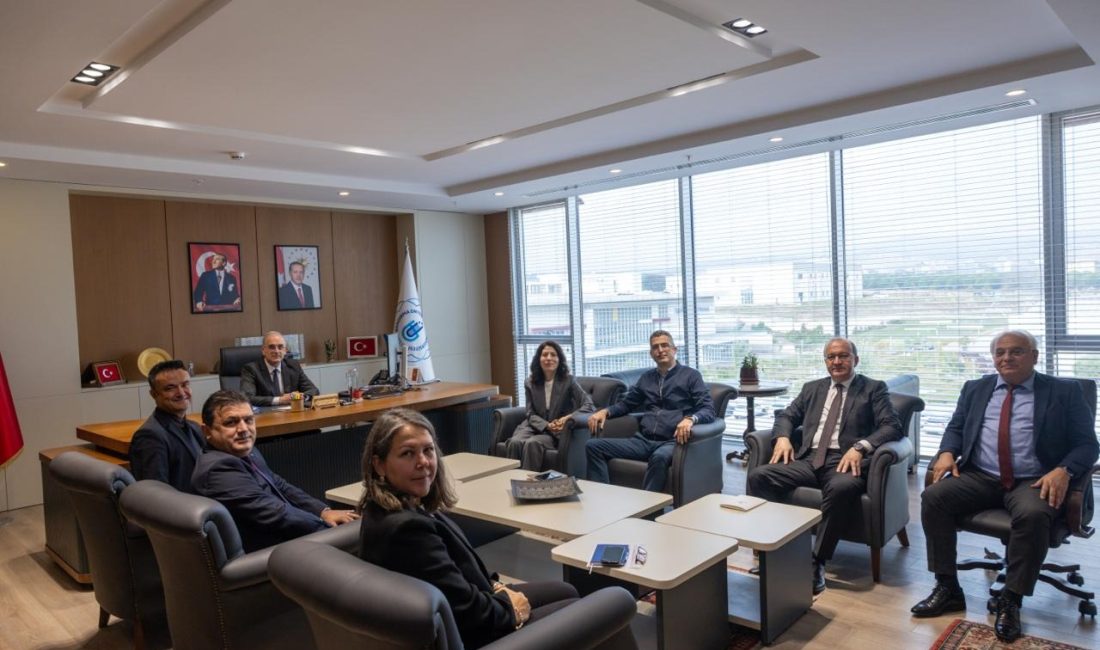 Türkiye İş Bankası Genel Müdür Yardımcısı Canan Maden ve Bandırma