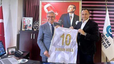 Bordo Basketbol yönetimi, Bandırma Belediye Başkanı Dursun Mirza’yı ziyaret etti.
