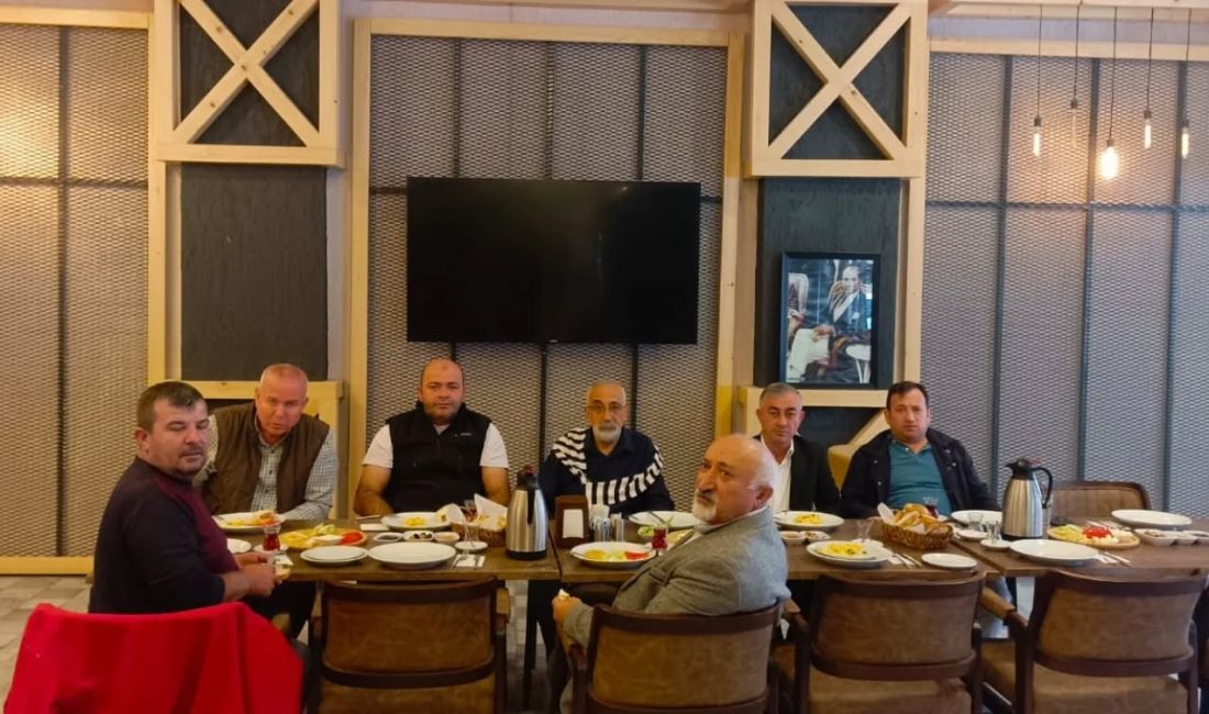 Başkan Duru, muhtarlarla kahvaltıda buluştu Manyas Belediye Başkanı Ahmet Duru, ilçedeki muhtarlarla düzenlenen kahvaltı programında