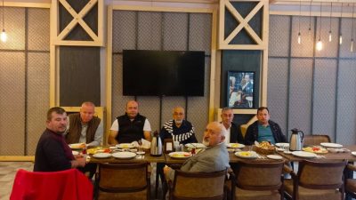 Manyas Belediye Başkanı Ahmet Duru, ilçedeki muhtarlarla düzenlenen kahvaltı programında