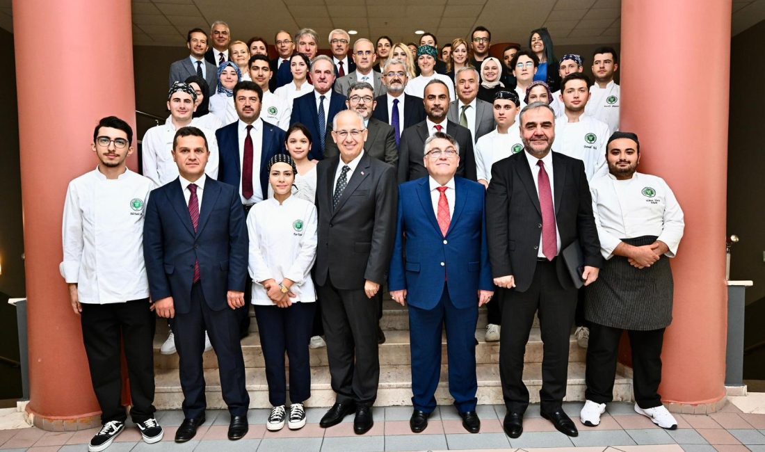 BANÜ akademik ve idari çalıştayda temsil edildi BANÜ, Batı Karadeniz Üniversiteler Birliği Akademik ve İdari Merkezler Çalıştayına