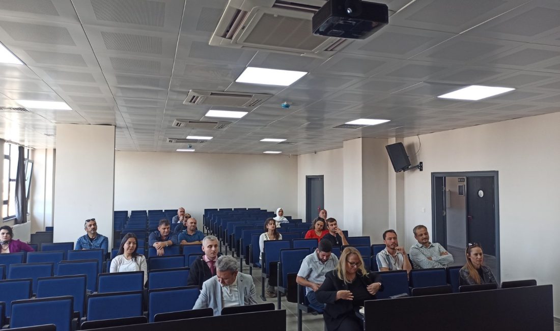 Bandırma’da eğitim faaliyetleri gözden geçirildi Bandırma Yavuz Sultan Selim Anadolu Lisesi’nde gerçekleşen Türkiye Yüzyılı Maarif