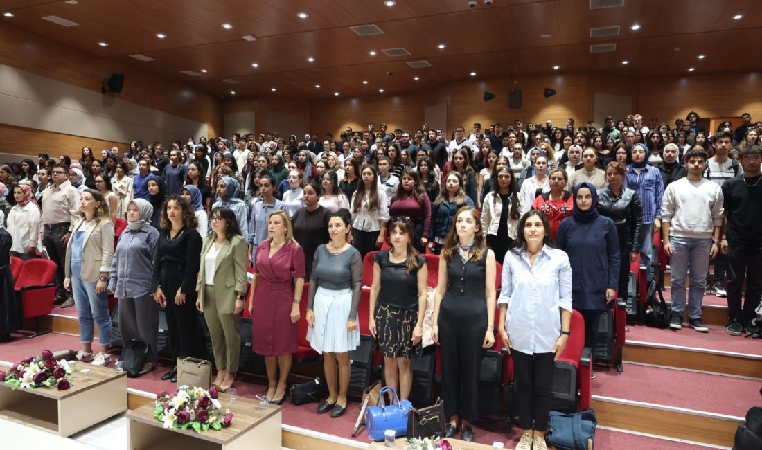 BANÜ’de hemşire adaylarına uluslararası yol haritası BANÜ Sağlık Bilimleri Fakültesi, hemşirelik öğrencilerini uluslararası kariyer fırsatlarıyla buluşturdu.