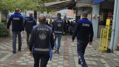Manyas Belediyesi zabıta ekipleri, ilçe genelindeki işletmelerde hijyen ve kaldırım