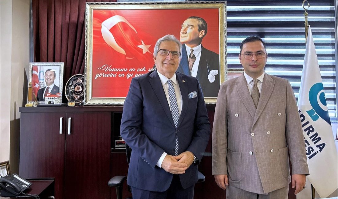 Başsavcı Kurt Bandırma Belediye yönetimi ile görüştü Cumhuriyet Başsavcısı İsmail Olgun Kurt, Bandırma Belediye Başkanı Dursun Mirza’ya