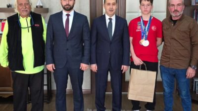 Modern Pentatlon branşında ülkemizi temsil eden Bandırmalı sporcu Seyit Ahmet