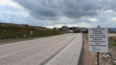 Yıllardır moloz yığınlarıyla gündeme gelen Şlam Yolu, Büyükşehir Belediyesi ekiplerinin