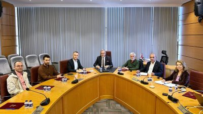 Bandırma Belediyesi’nde düzenlenen toplantıda kent planlamaları hakkında değerlendirmelerde bulundu. Balıkesir