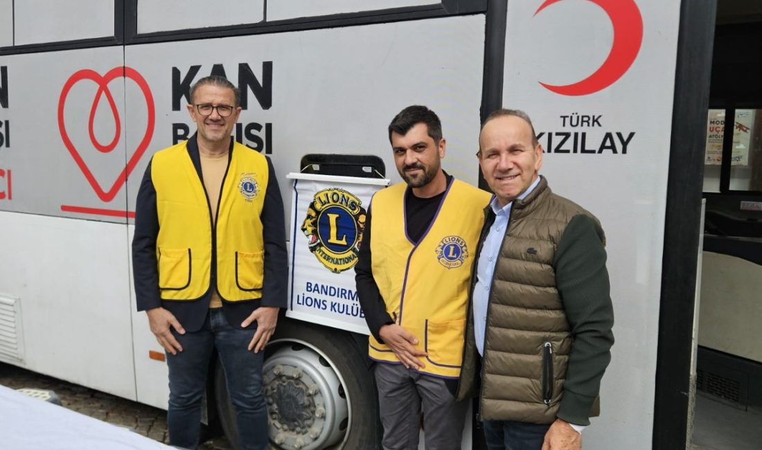 Bandırma’da Lions Kulübü’nden geleneksel kan bağışı Bandırma Lions Kulübü’nün Türk Kızılay iş birliğiyle Cumhuriyet Meydanı’nda düzenlediği