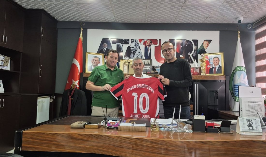 Manyas Belediyespor yönetimi Başkan Duru ile bir araya geldi Manyas Belediyespor Başkanı ve yönetimi, Belediye Başkanı Ahmet Duru’yu ziyaret
