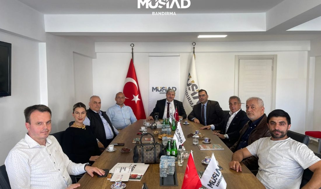 Bandırma Cumhuriyet Başsavcısı, Başkan Mustafa Bağcı ve yönetim kurulu üyeleriyle