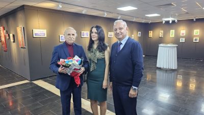 Bandırma Belediyesi’nin kültür ve sanat etkinlikleri kapsamında düzenlenen sanatçı Arzu