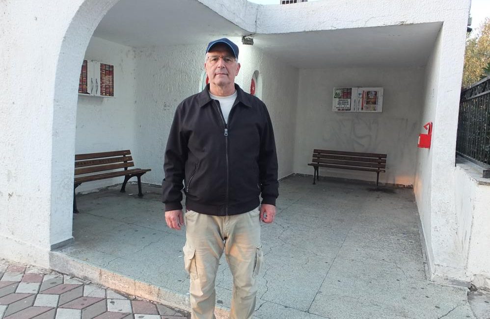 Balıkesirli gurbetçiden okuma alışkanlığı uyarısı Burhaniye’ye tatil için gelen Balıkesirli gurbetçi Turhan Demirhan, Uygulamalı Bilimler