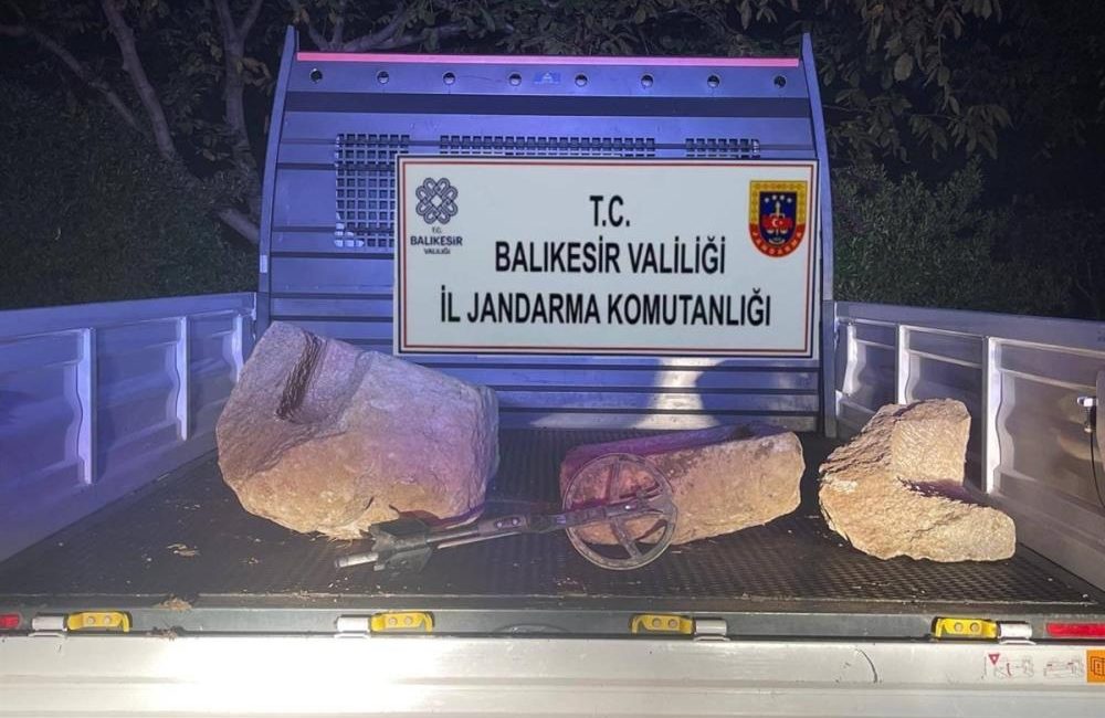 Balıkesir’de kaçakçılık operasyonu: 18 şüpheli yakalandı Balıkesir’de kaçakçılık ve organize suç operasyonlarında 18 şüpheli yakalandı. Edinilen