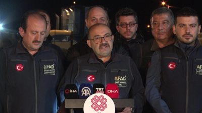 Sındırgı ilçesindeki 6.1 büyüklüğündeki depremin ardından artçı sarsıntılar sürüyor. AFAD