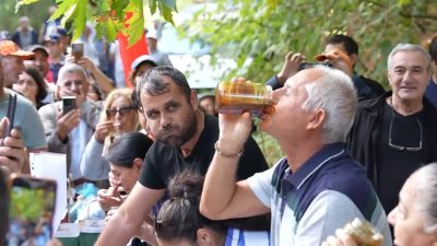 Kazdağları’nda düzenlenen 1. Uluslararası Kazdağları Bal Hasat Şenliği, renkli görüntülere