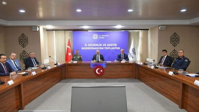 Balıkesir Valisi İsmail Ustaoğlu, İl Güvenlik ve Asayiş Koordinasyon Toplantısında