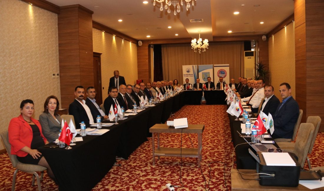 Oda ve borsa başkanları Bandırma’da toplandı Balıkesir ilinde faaliyet gösteren oda ve borsaların temsilcileri, Bandırma’da düzenlenen