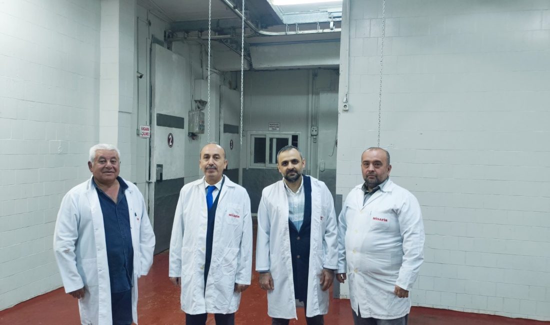 Gönen’de et üretiminde standartlar yerinde denetlendi Balıkesir İl Tarım ve Orman Müdürü Dr. Hüseyin Düzgün, tesisin