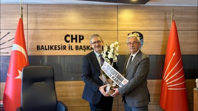 Erdek Belediye Başkanı Burhan Karışık, CHP Balıkesir İl Başkanlığı kongresi