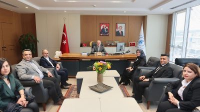 AK Parti Genel Merkez Kadın Kolları MKYK Üyesi Hülya Kamçı,