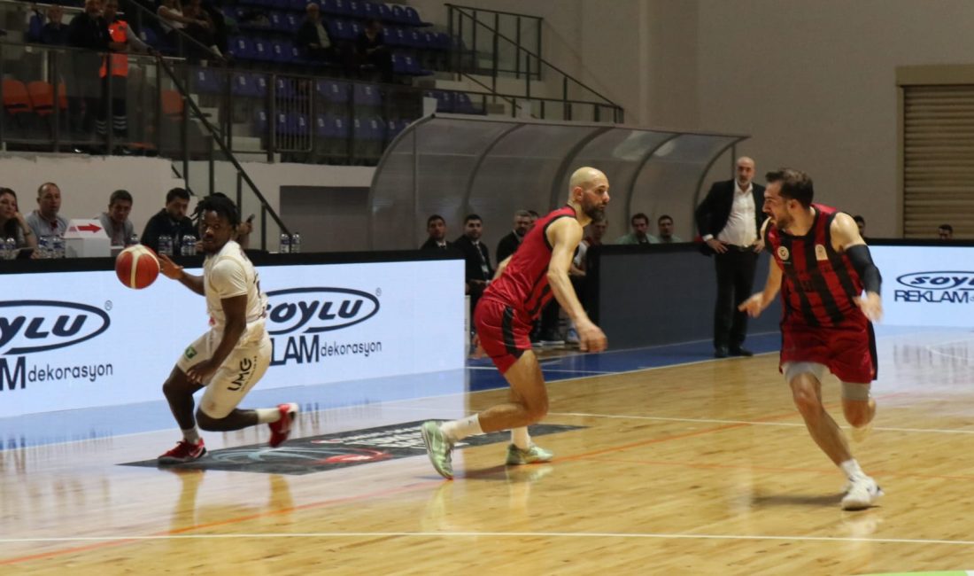 Bandırma Bordo Basketbol’dan evinde farklı galibiyet Türkiye Basketbol 1. Ligi’nde mücadele eden Bandırma Bordo Basketbol, evinde
