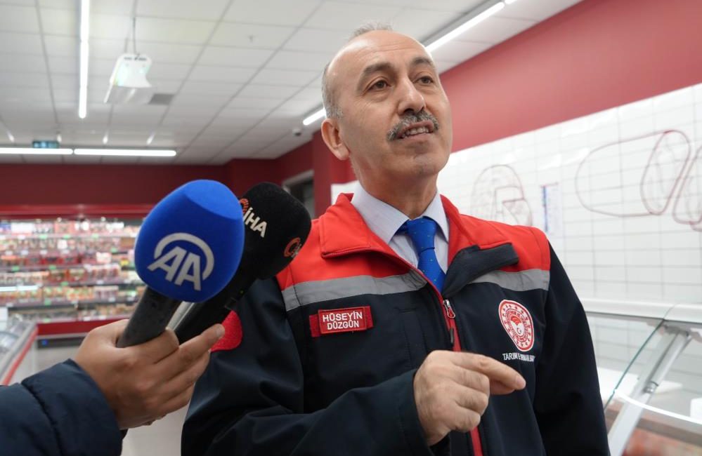 Balıkesir’de gıda denetimleri artırıldı Balıkesir İl Tarım ve Orman Müdürlüğü ekipleri gıda denetimlerini artırdı.
