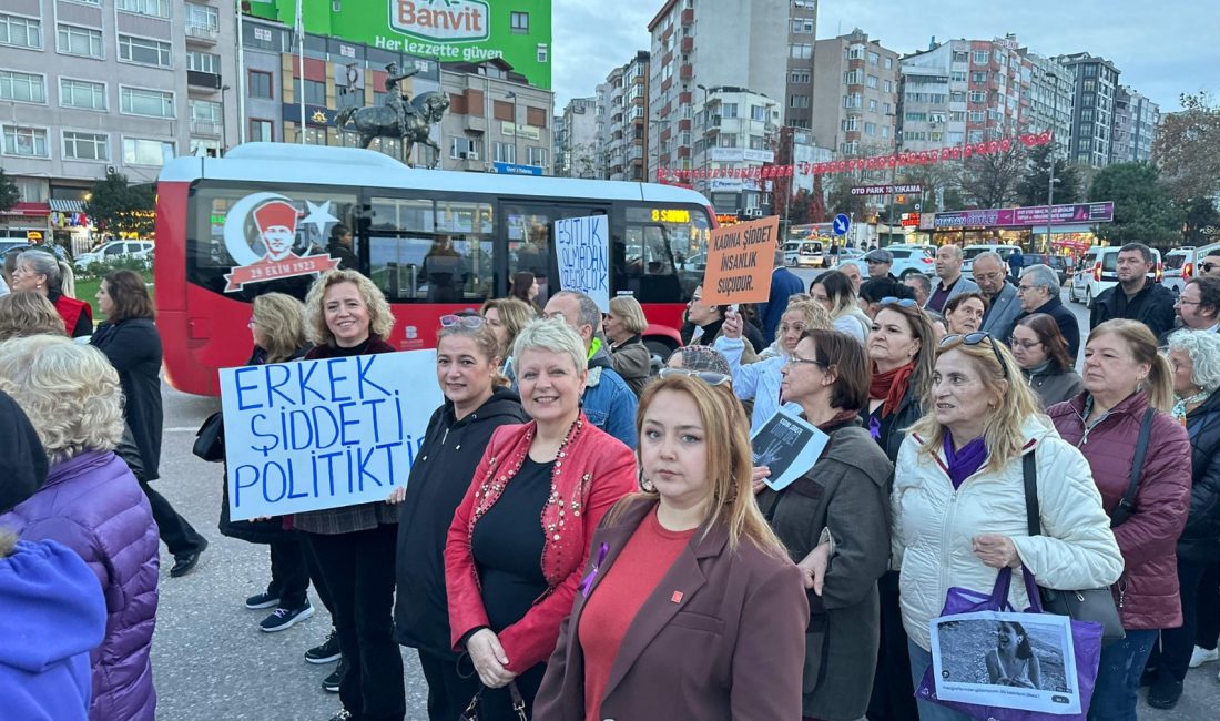 Bandırma kadınlar şiddete karşı seslerini yükseltti Bandırma Emekçi Kadın Platformu, 25 Kasım Kadına Yönelik Şiddete Karşı