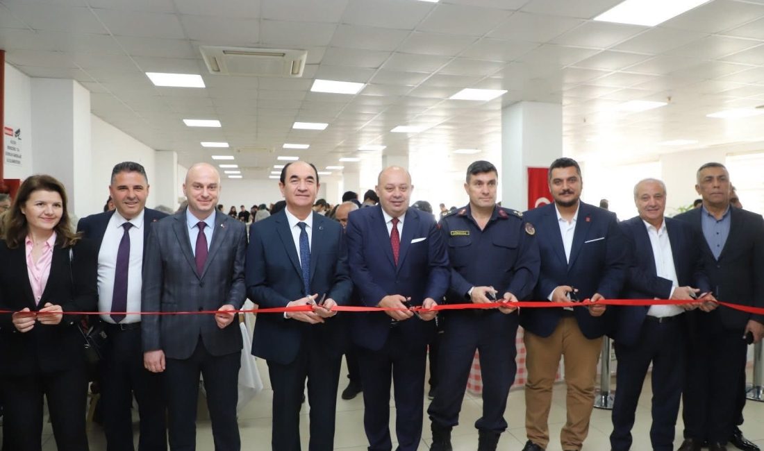 4’üncü Gönen Kitap Günleri başladı 24–30 Kasım tarihleri arasında Ömer Seyfettin Kültür Merkezi’nde sürecek 4’üncü