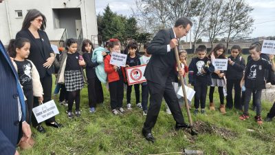Bandırma Hasan Atlı İlkokulu öğrencileri, Atatürk’ün doğa sevgisinden ilham alarak