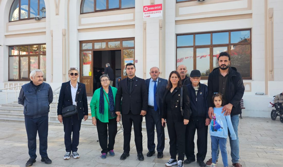 İYİ Parti Bandırma’dan 10 Kasım’da anlamlı program Gazi Mustafa Kemal Atatürk, vefatının 87. yılında Bandırma’da düzenlenen özel