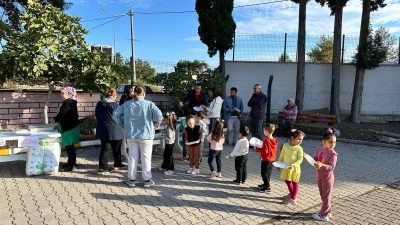 Aksakal Umut Akkaya Ortaokulu’nun düzenlediği yardım kermesinden elde edilen gelir