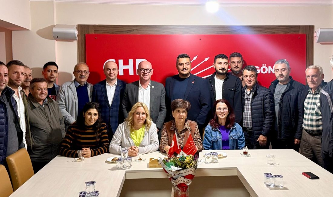 CHP Balıkesir Milletvekili Serkan Sarı, Bandırma ve Gönen ilçelerindeki parti