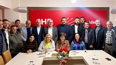 CHP Balıkesir Milletvekili Serkan Sarı, Bandırma ve Gönen ilçelerindeki parti