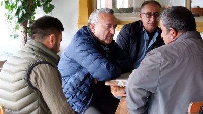 Fen İşleri ve Park Bahçeler ekiplerinin yürüttüğü çalışmaları yerinde inceleyen