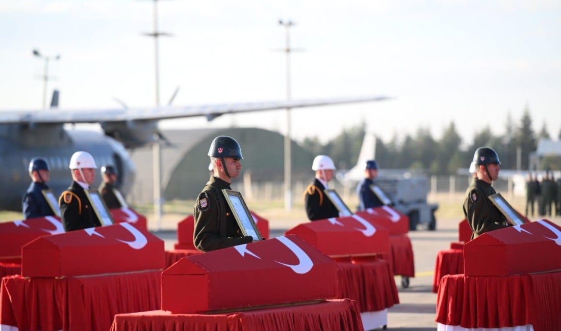 Şehit mehmetçikler memleketlerine uğurlandı Gürcistan-Azerbaycan sınırında düşen C-130 askeri kargo uçağında şehit olan 20