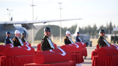 Gürcistan-Azerbaycan sınırında düşen C-130 askeri kargo uçağında şehit olan 20