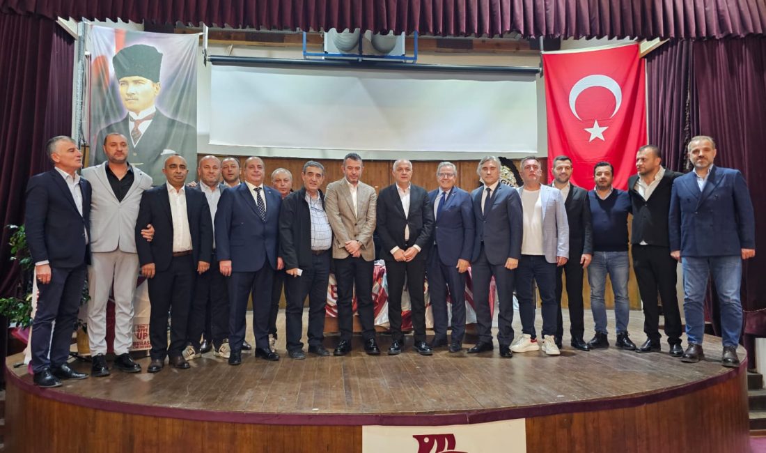 Bandırmaspor’da Karakoyun Yeniden Başkan Bandırmaspor Kulübü’nün olağanüstü genel kurulunda tek listeyle seçime giren Murat